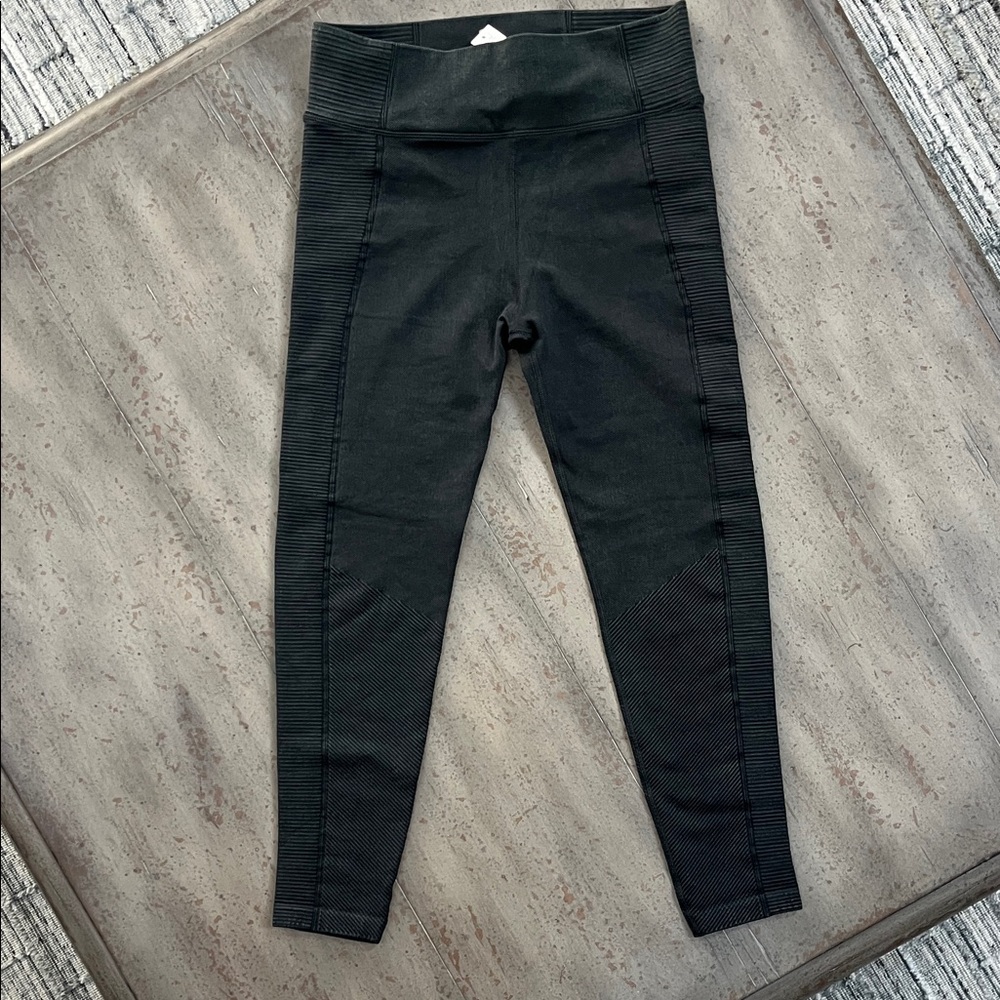 NWT aerie Black Ribbed High-Waist Women’s Leggings